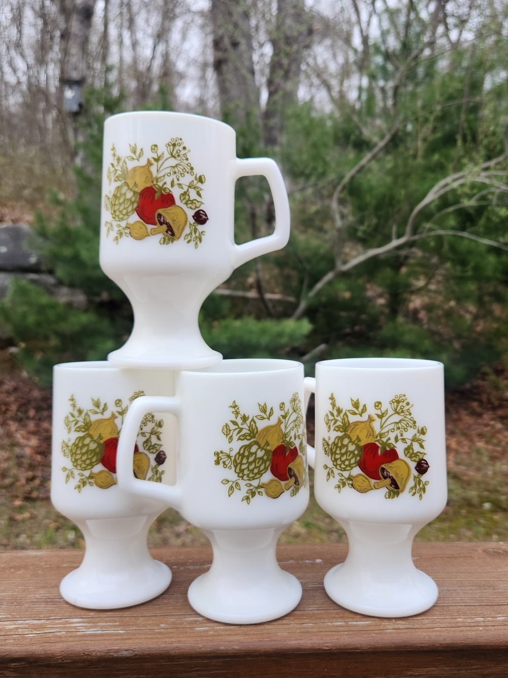 SET OF FOUR Corningware "Spice Of Life" Milk Glass Pedestal Handled Mugs
